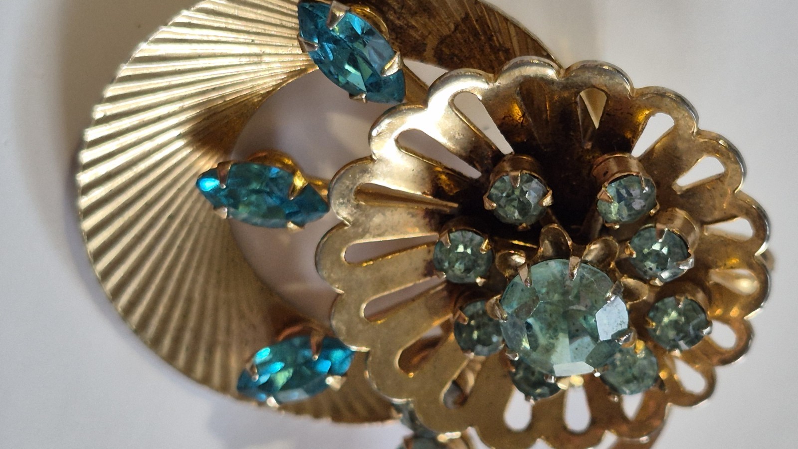 Coro/Unbranded Brooch Lof 2, Teal Blue Gold Tone Flower/Light Blue AB Cluster