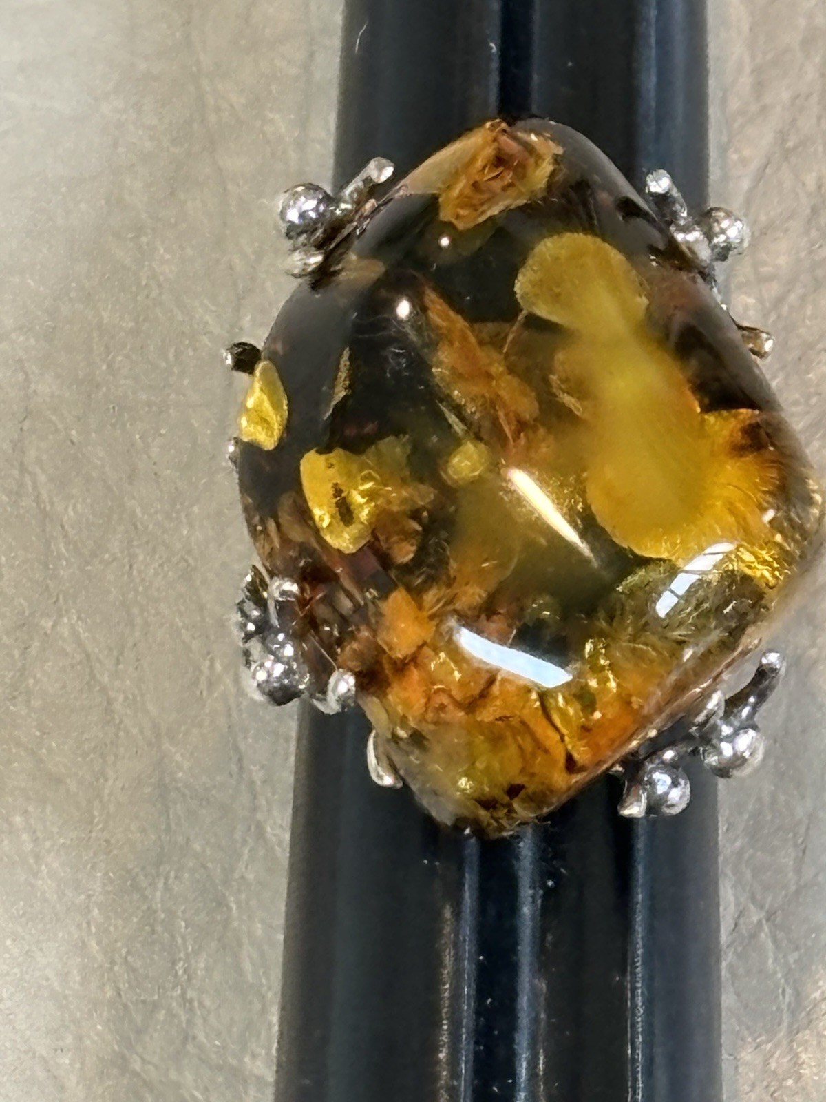 Vtg. HALLMARKED 925 Head Facing Right STERLING SILVER AMBER RING Hand Made 7