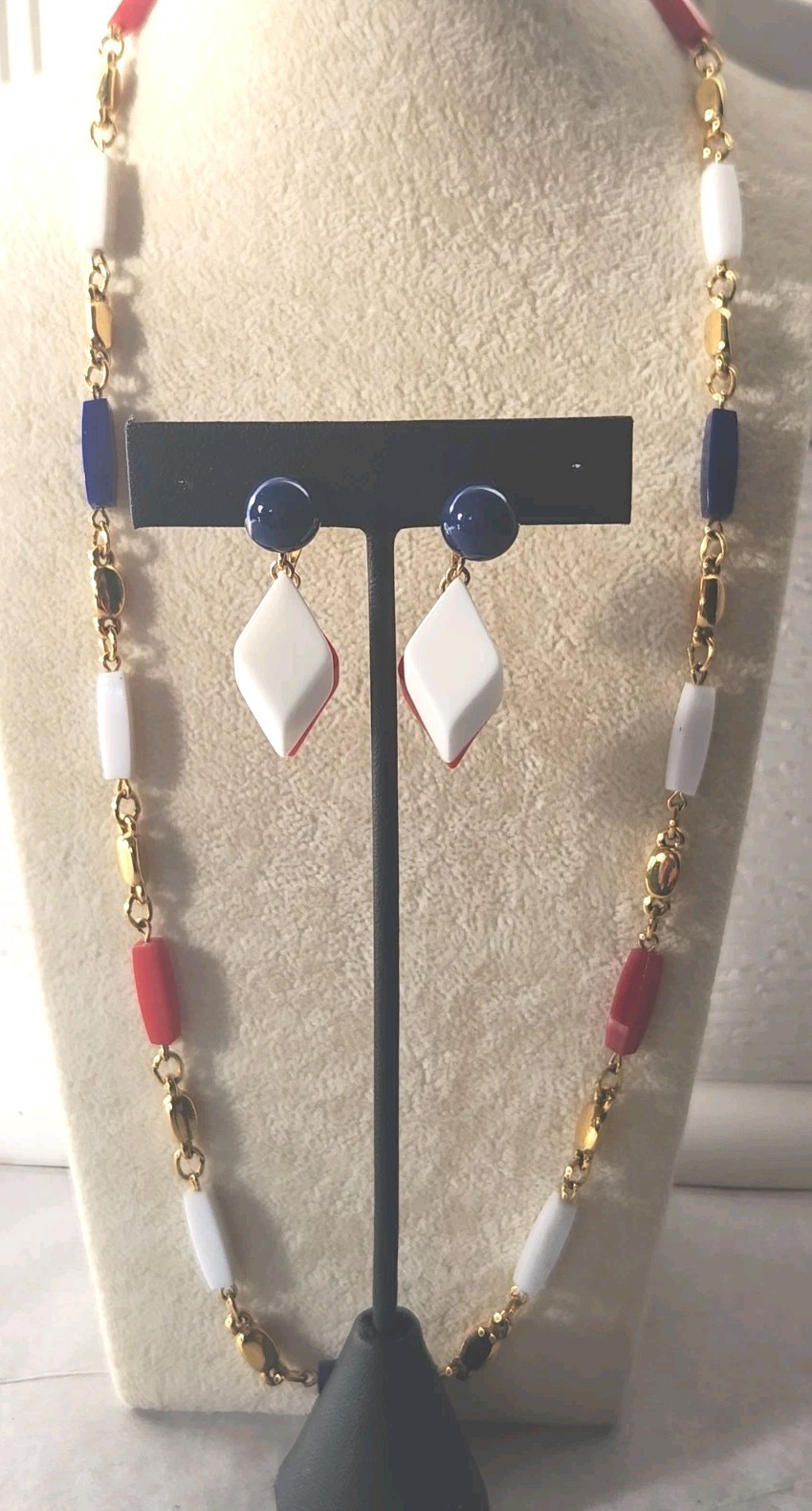 Trifari Necklace Clip On Earrings gold-tone Red, White & Blue Plastic Beads