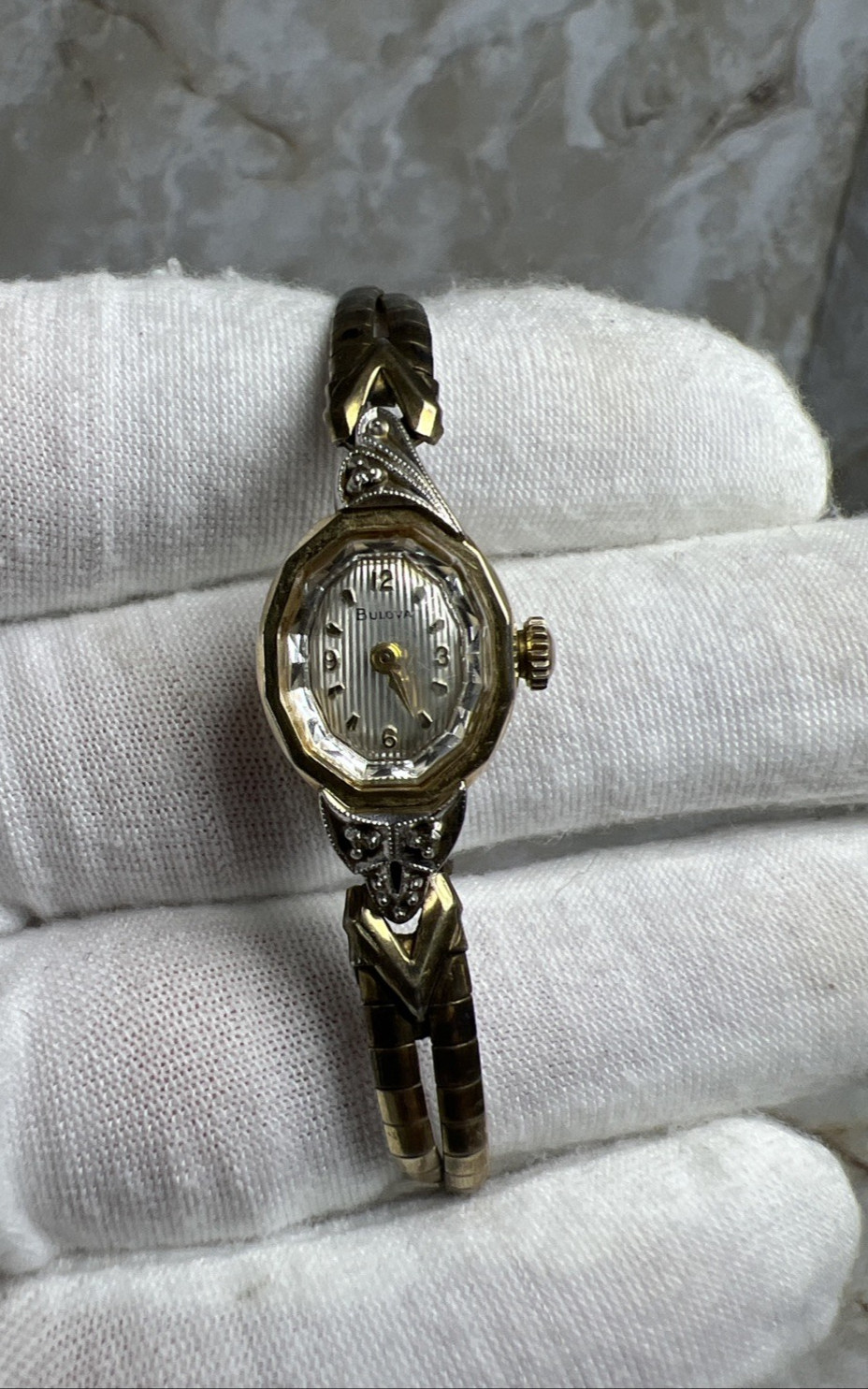 Vintage Bulova M5 10k Rolled Gold Plate Manual Wind Ladies Watch Working