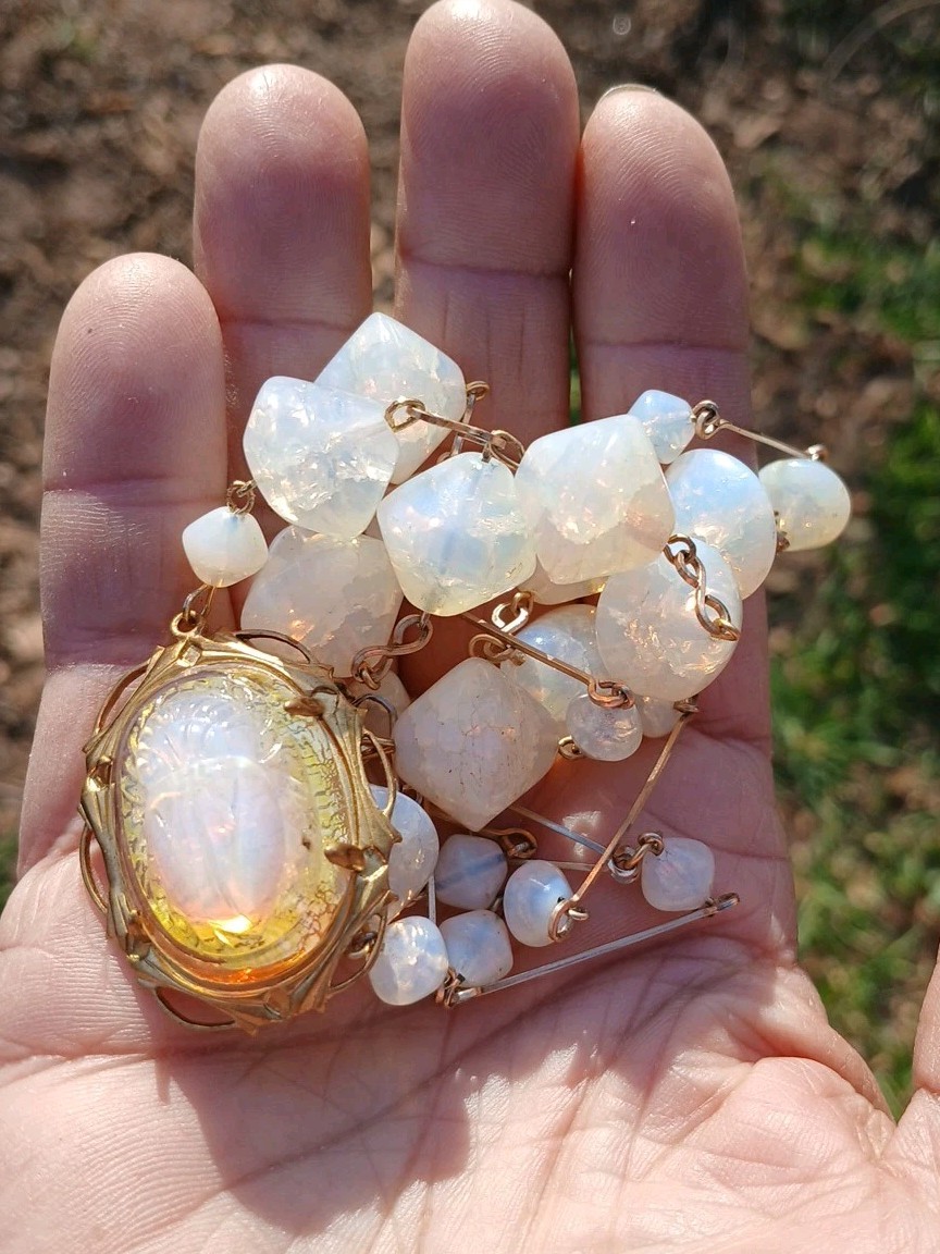 SALE! VINTAGE EGYPTIAN OPAL FOIL SCARAB ANTIQUE FOIL CRACKLE GLASS NECKLACE SET