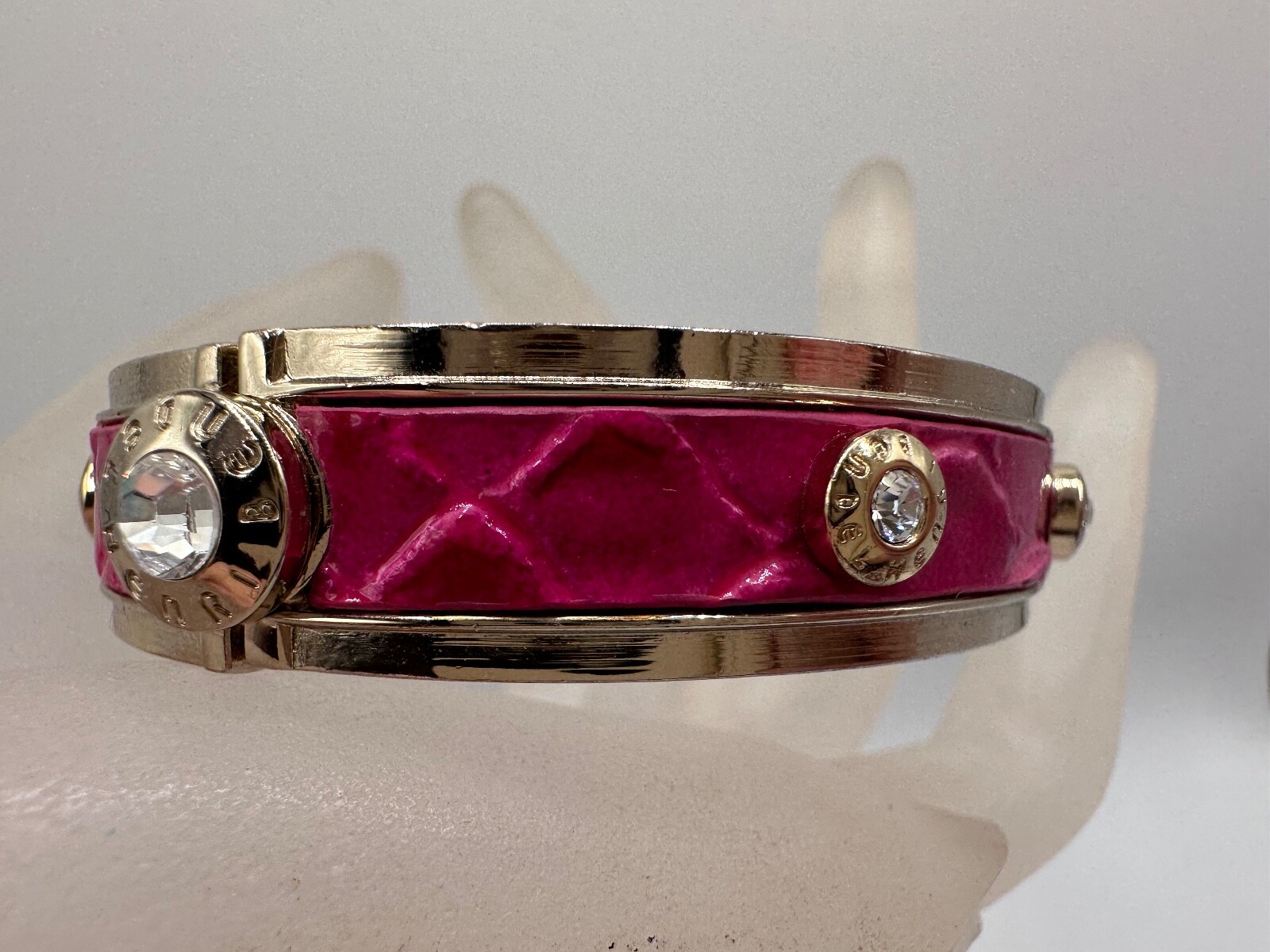 GOLD PLATED CRYSTAL FUCHSIA PINK FAUX SNAKE SKIN HENRI BENDEL NY SIGNED BRACELET