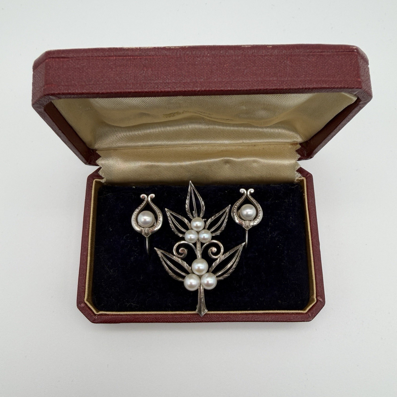 Vintage Mikimoto Sterling Silver Pearl Brooch & Earrings Set – Original Box – M
