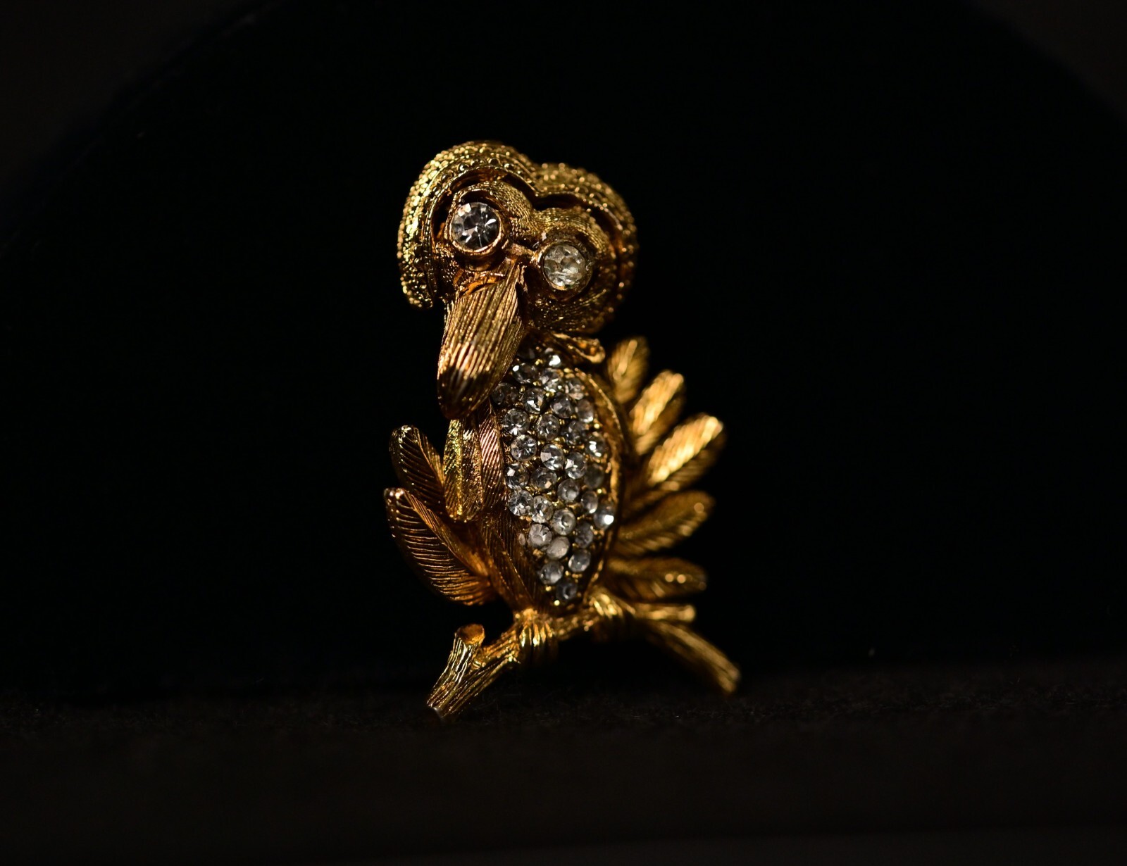 JUDITH GREEN Original Vintage Signed Gold Zirconia Rhinestone Gem Brooch Pendant