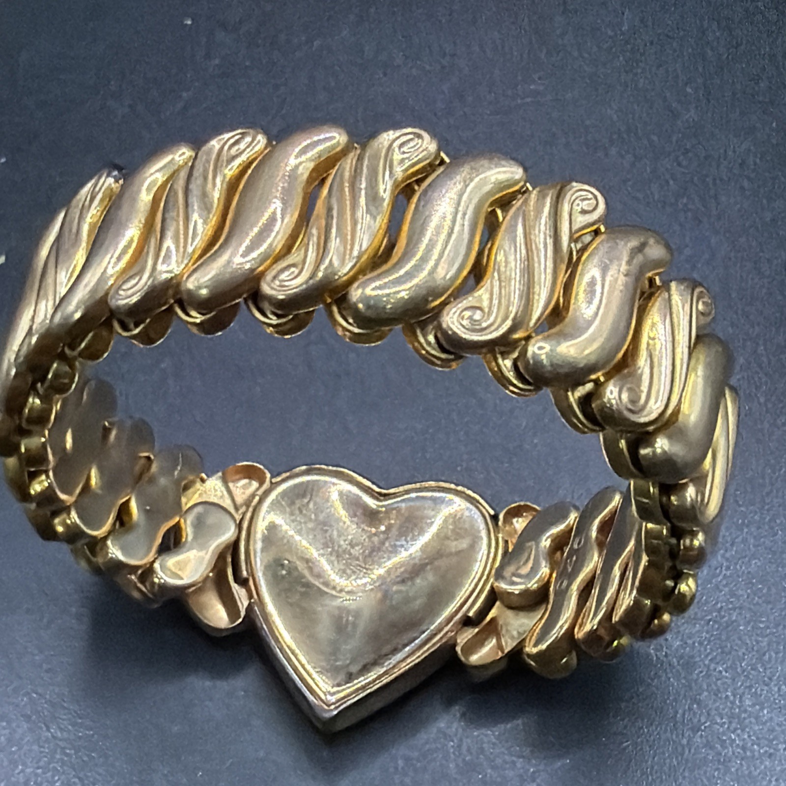 Vintage 1943 Speidel Made Phoenix HEART Expansion Bracelet 5″-7 1/4″ Excellent