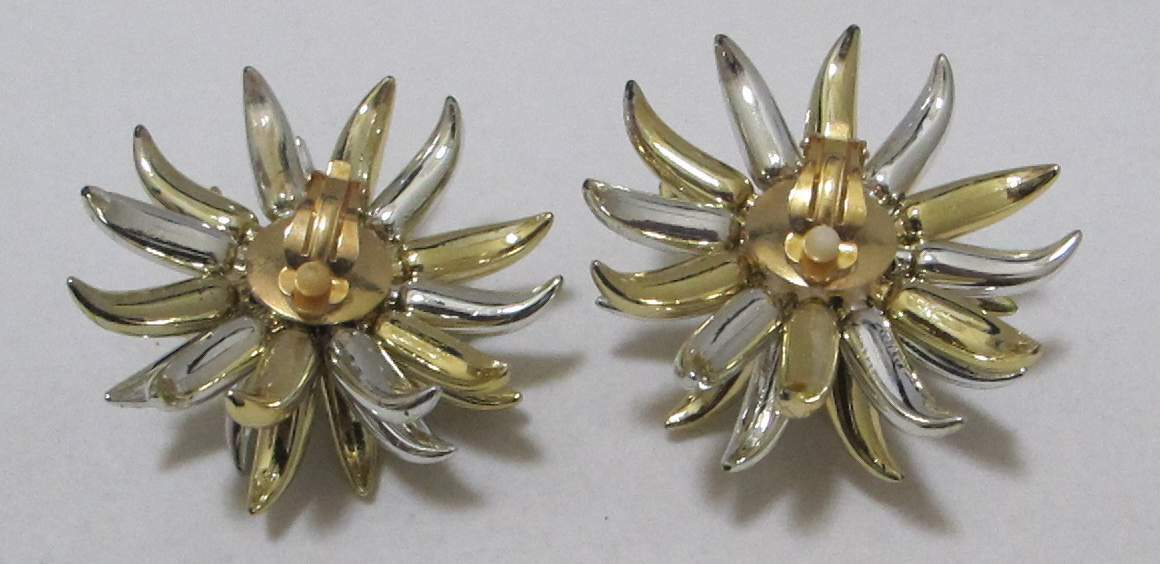 Huge 2-3/8” Diameter 1-1/5” Tall 2-Tone Gold Silver Tone Fireworks Clip Earrings