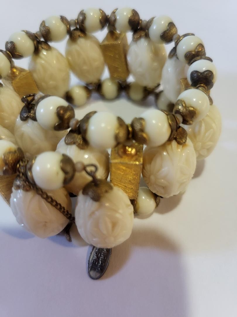 Signed Miriam Haskell “Ivory” and “gold” bead vintage bracelet