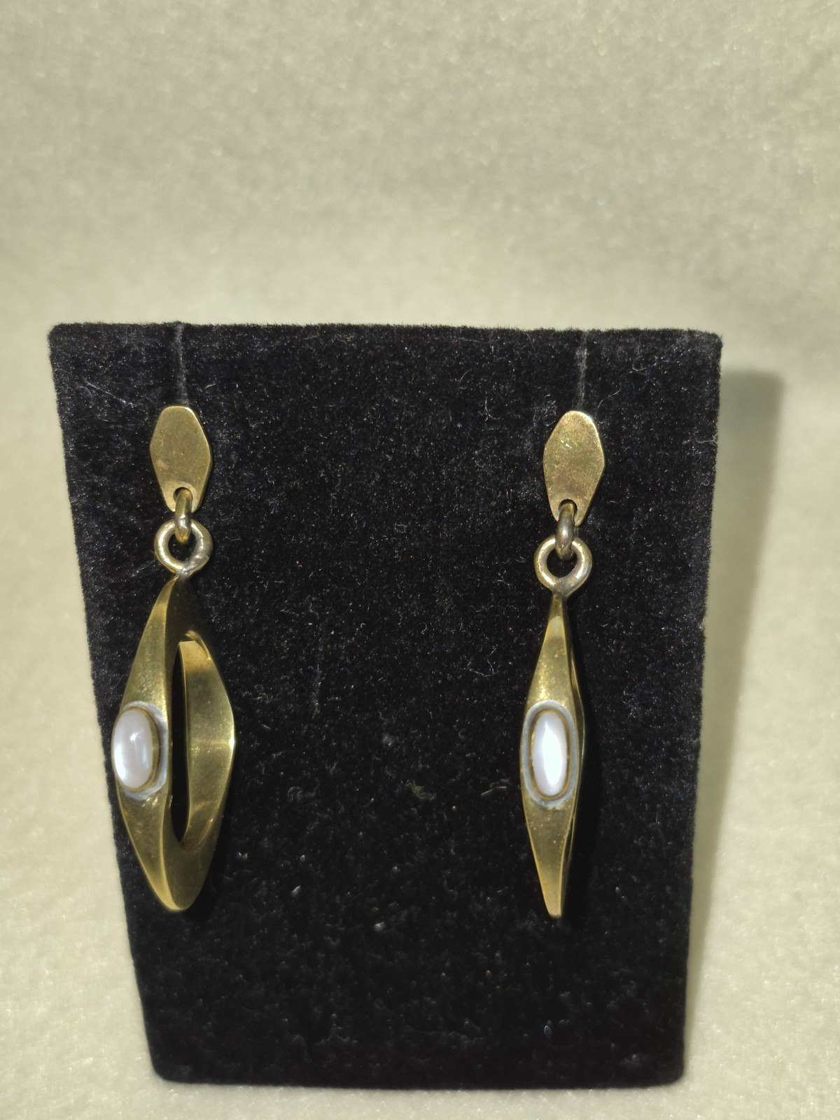 Vintage Brass Drop Earrings with Mother Of Pearl Oval Cabochon Stone
