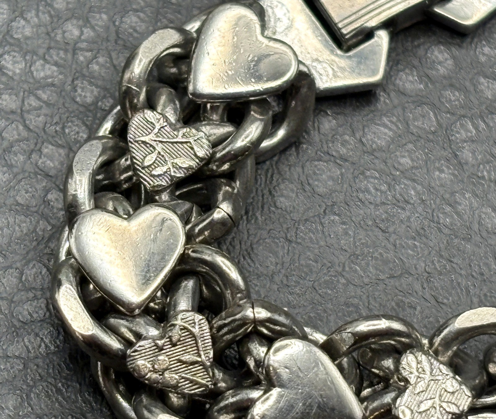 Vintage Heavy Chunky Silver Tone Heart Charm Starter Cuban Link Chain Bracelet