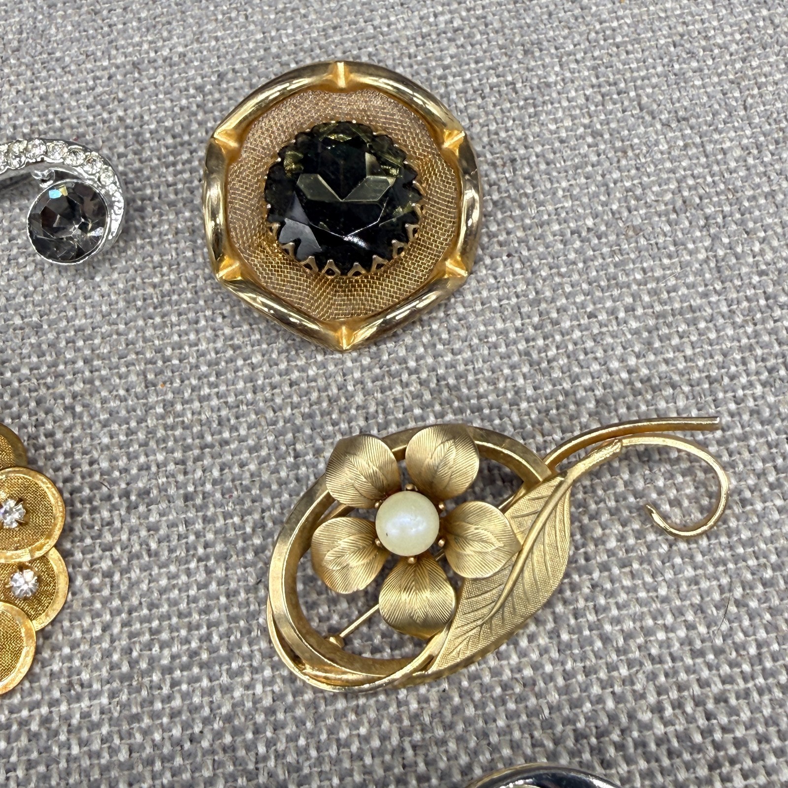 Vintage Brooch Lot 6 Brooches Flowers Leaves Rhinestones Enamel