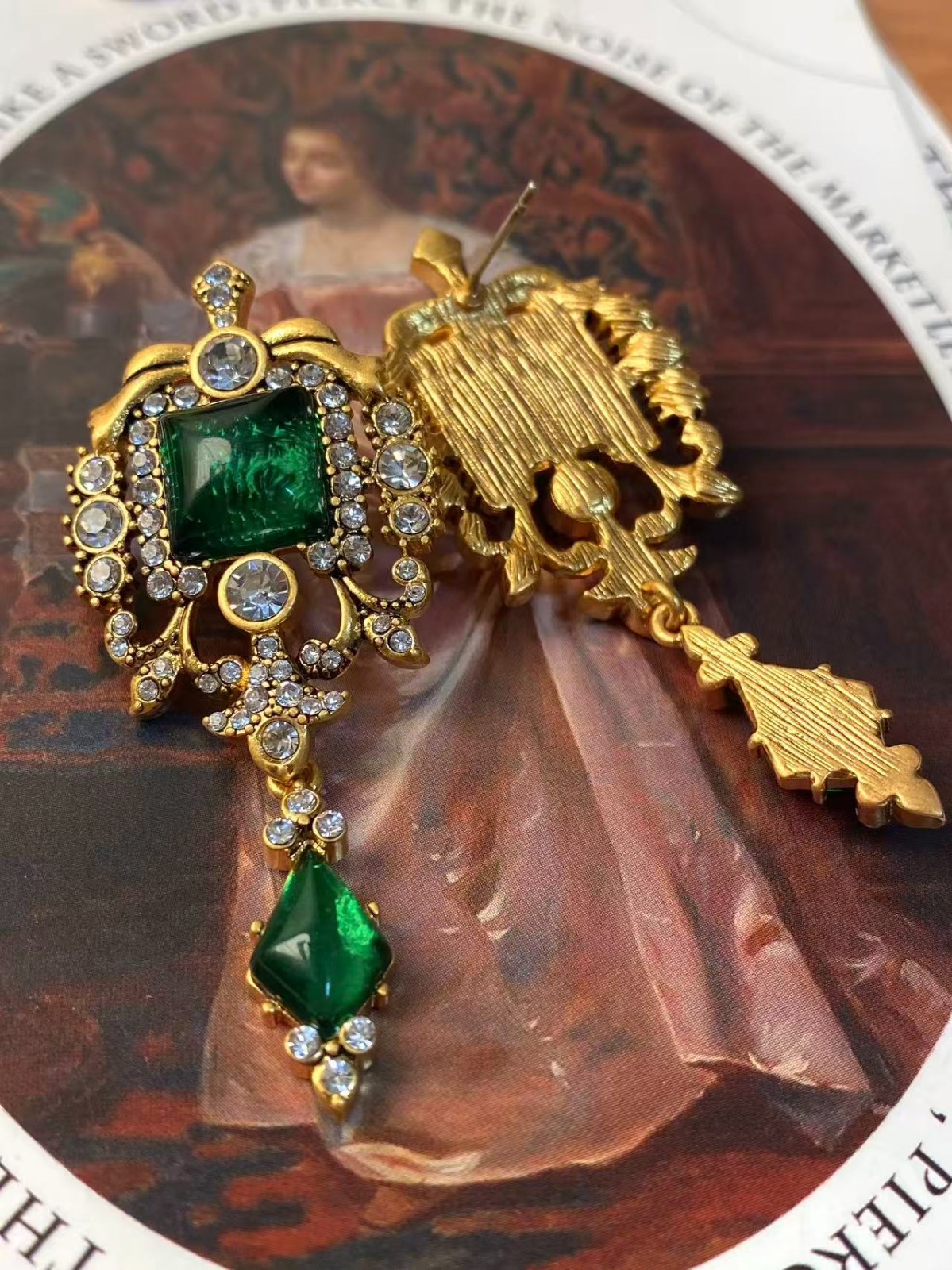 Vintage Emerald Green Crystal Drop Earrings Gold Baroque Statement Earrings