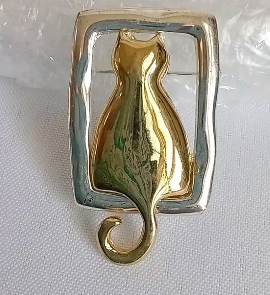 Cat In Window Pin Brooch Gold Tone Cat Pewter Window Approximately 2”