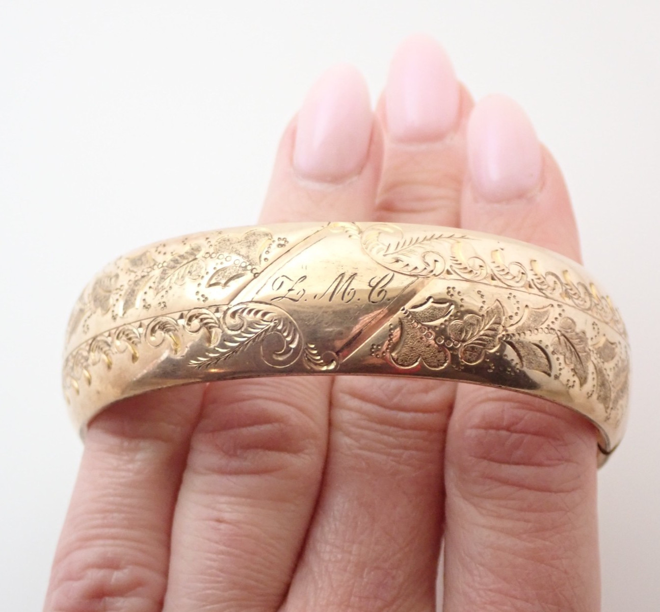 Antique Victorian Signed JMF Co Gold Filled Estate 3/4″ Bangle Bracelet 40 grams