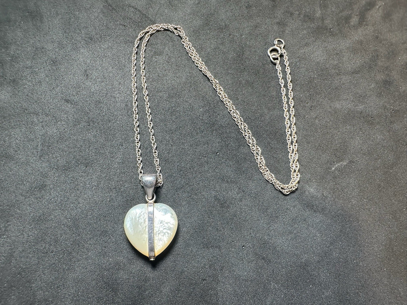 3.69g Vintage Sterling Silver 925 Heart Pendant Chain Necklace M 16.5 in