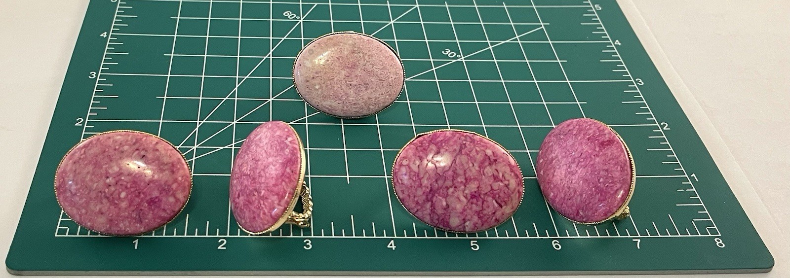 Scarf Clips Stone Purple Pink Blue Tan Green Black White Vintage Gold-Tone 18
