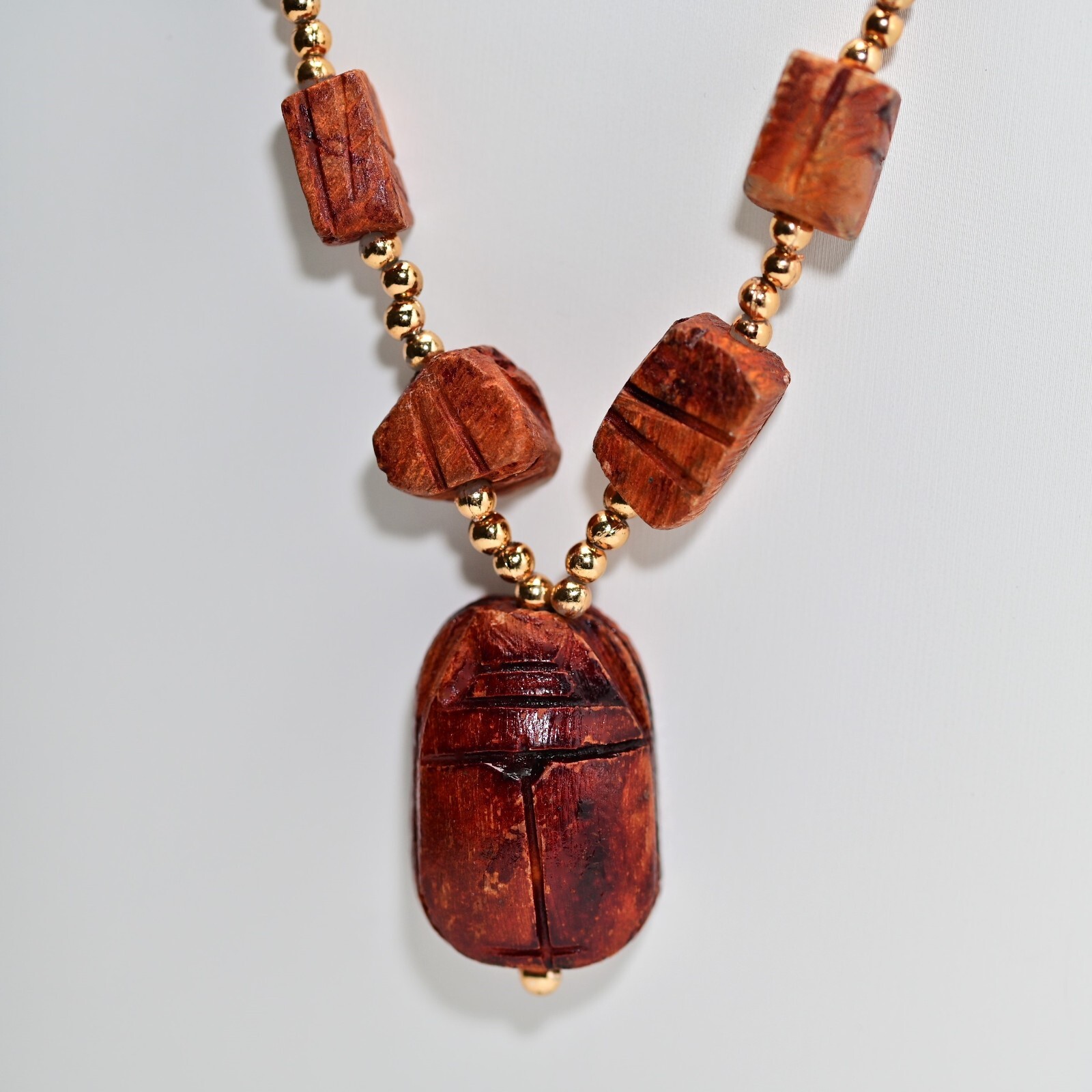 Vintage Original East India Red Agate Carnelian Gemstone Pendant Estate Necklace
