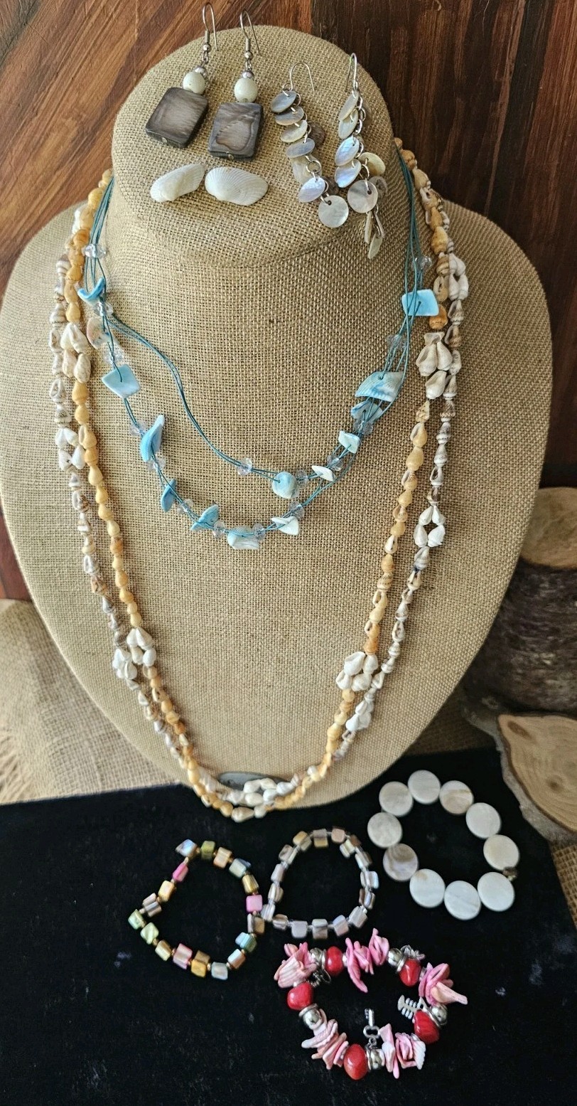 10p Vtg/Mod Jewlery Shell Necklaces Stretch Bracelets Eearings Beach Summer