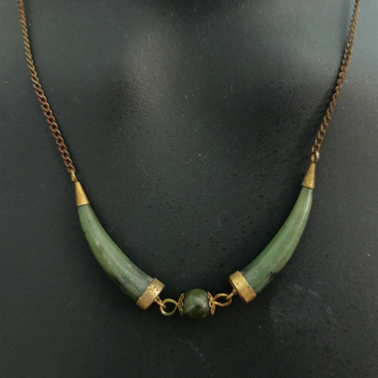 Vintage Boho Natural Green Stone Necklace Ethnic Artisan Earthy Folk Statement
