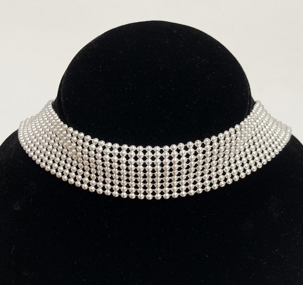 VINTAGE GIVENCHY SILVER MESH BALL CHAIN ADJUSTABLE CHOKER STATEMENT NECKLACE J58