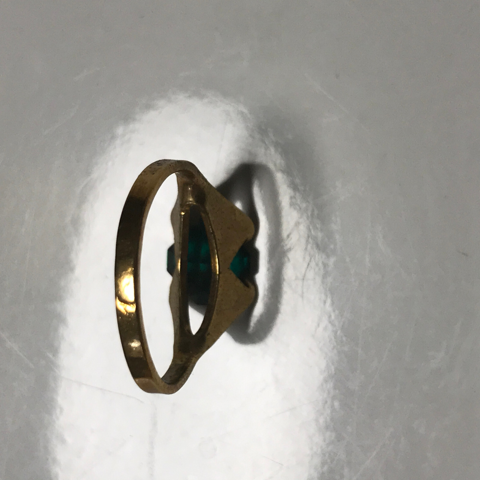 Vintage Simulated Emerald Stamped 18k HGE Ring Size 6 May Birth Stone Green