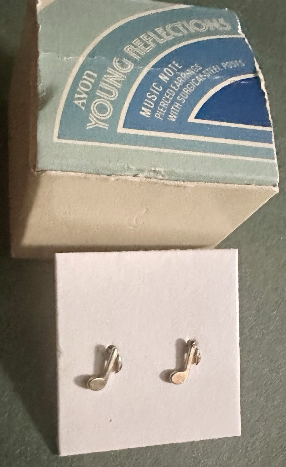 VINTAGE Avon TINY Gold Music Notes Musical Earrings NIB Studs
