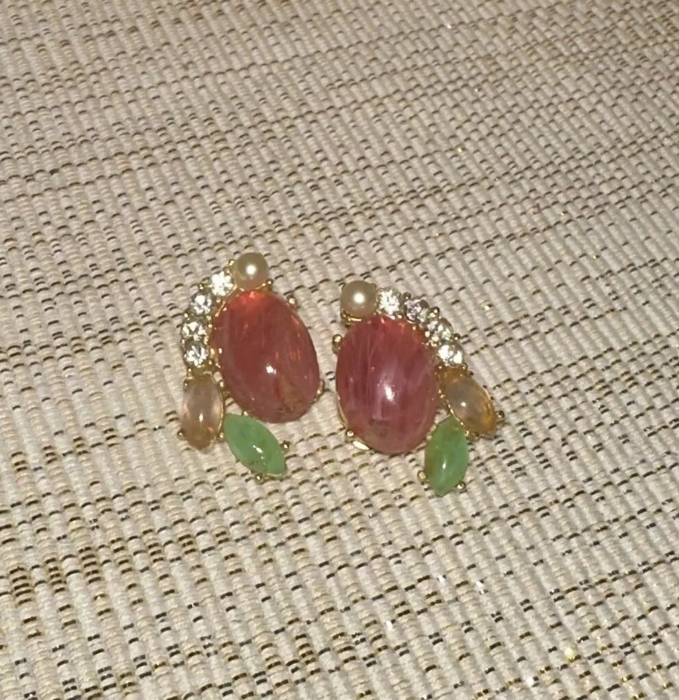 Vintage GAY BOYER Pink Cabochon And Faux Pearl Clip Earrings