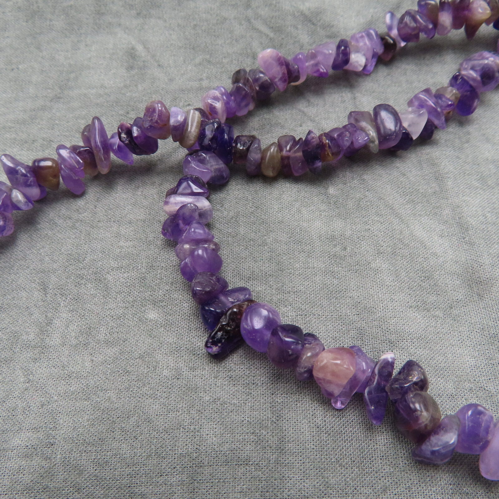 Amethyst Necklace Gemstones Purple Chip Beads 36 inch Nuggets Strand 638c
