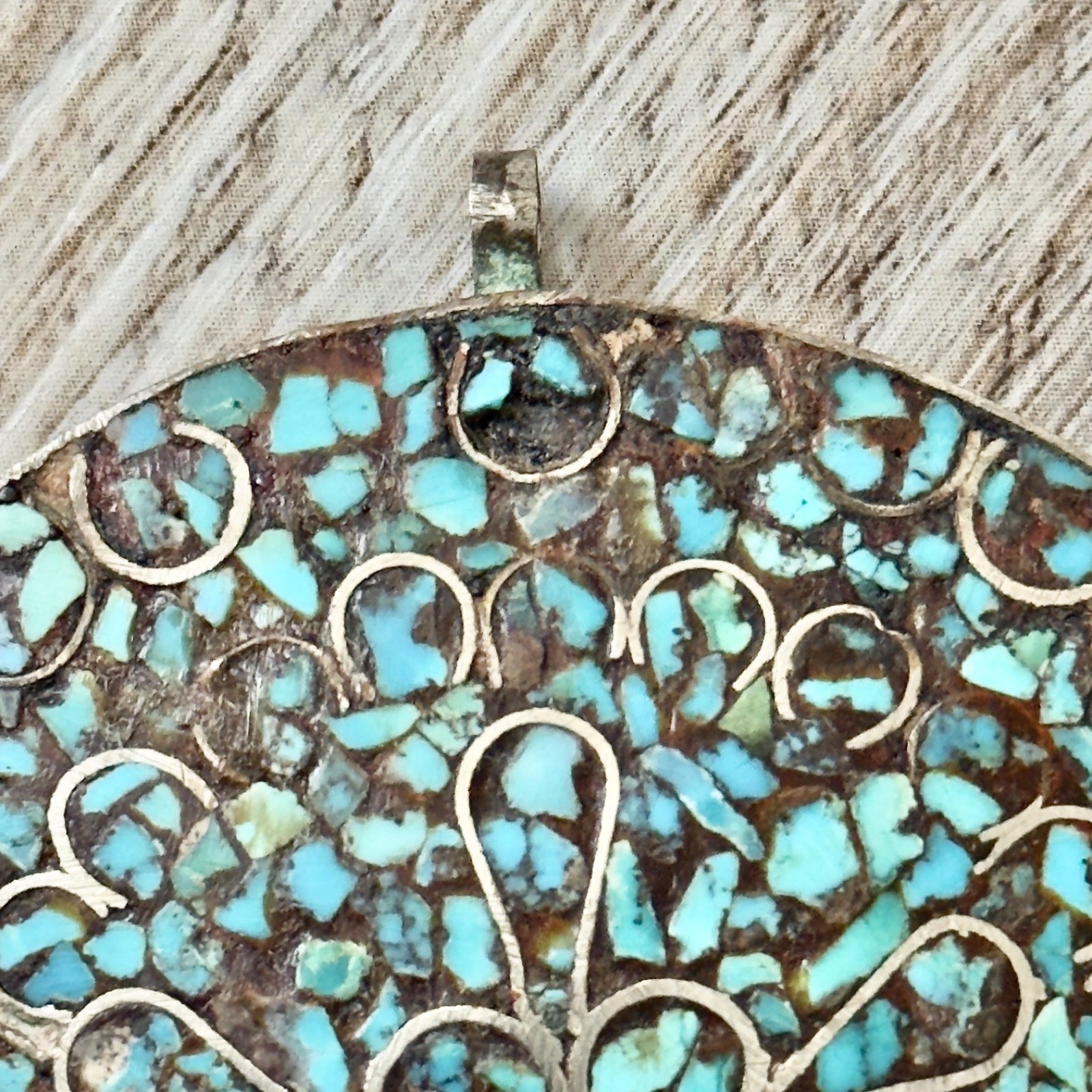 Vintage Mosaic Stone Chip Inlay Round Pendant Turquoise? Silver Tone Wire Work