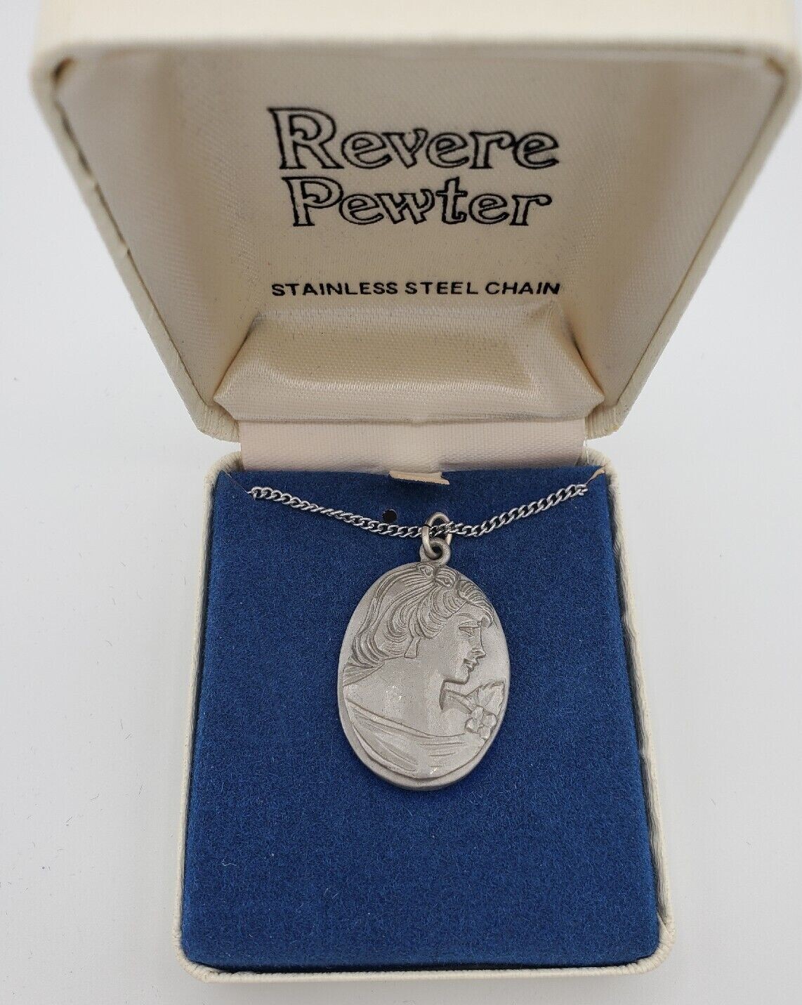 Vintage Revere Pewter Women Silhouette Pendant w/18″ Stainless Steel Chain