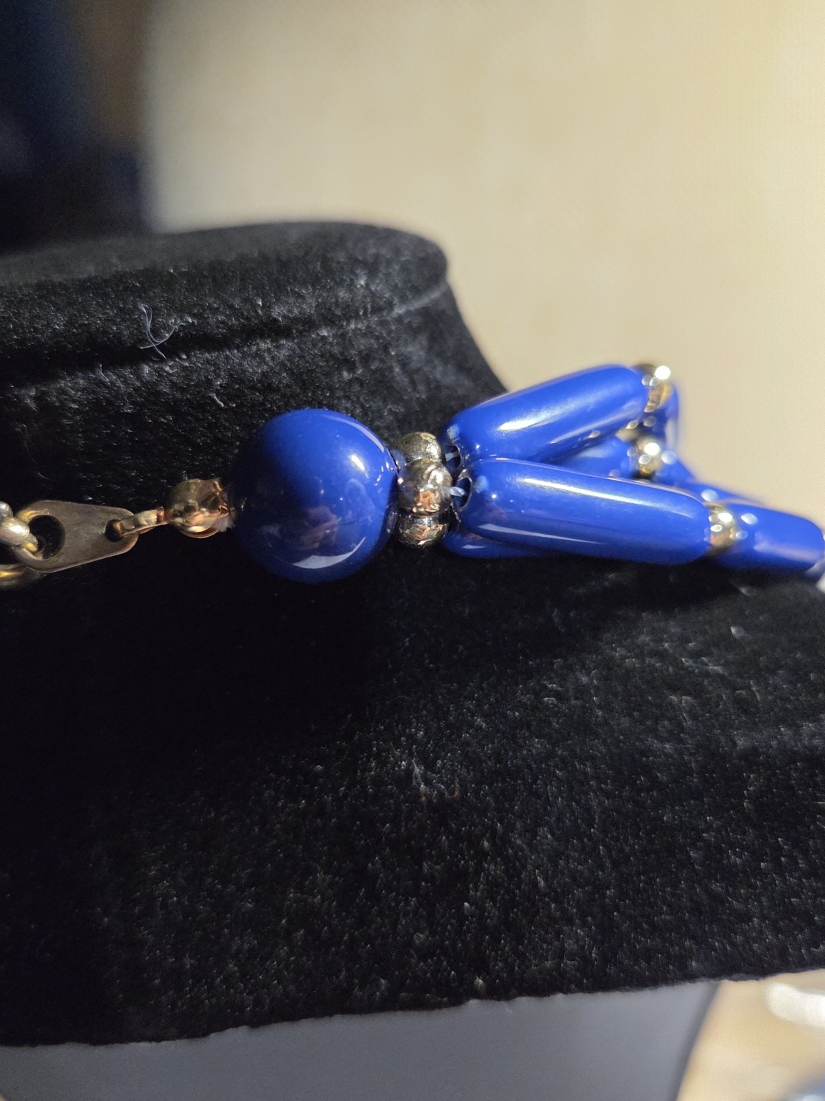 NWT Vintage Royal Blue Tacoa Lucite Beaded 16″ Necklace Gold Tone Spacers