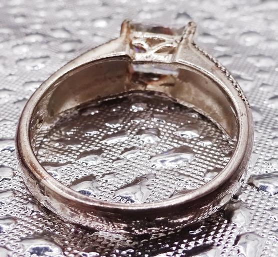 Vintage Signed CW Sterling Silver Crystal CZ Solitaire Marcasite Accent Ring 8.5