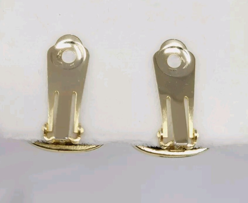 GAY BOYER Gold Tone Enamel and Rhinesto Clip-On Earrings – Estate