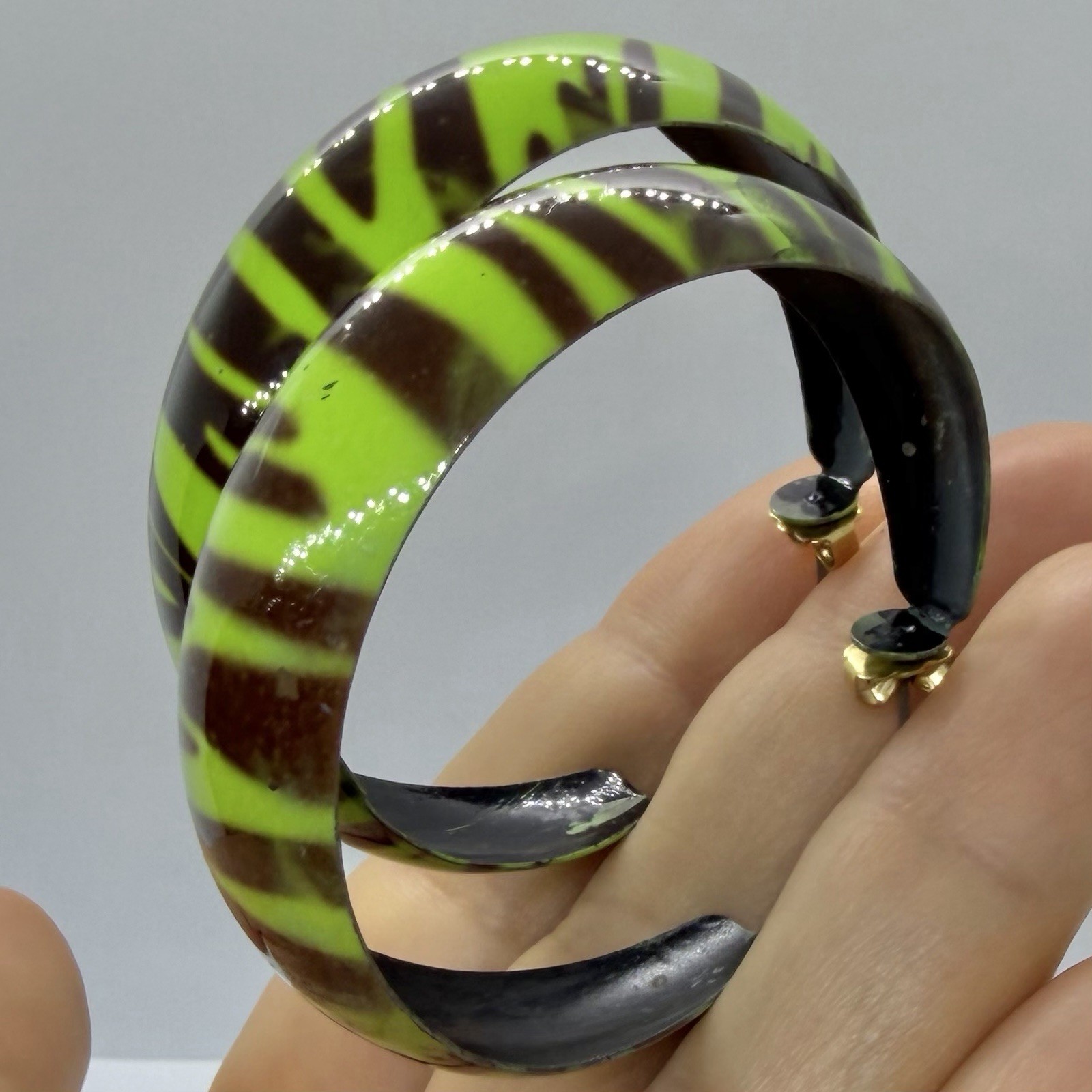 Vtg Big 80s Lime Green Earrings Black Enamel Stripe Hoop Statement Drop Post
