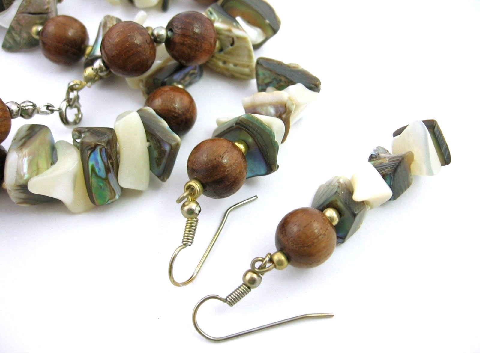 ABALONE SHELLS Seashells Chips & Pieces WOOD Beads NECKLACE & Earrings Set VTG