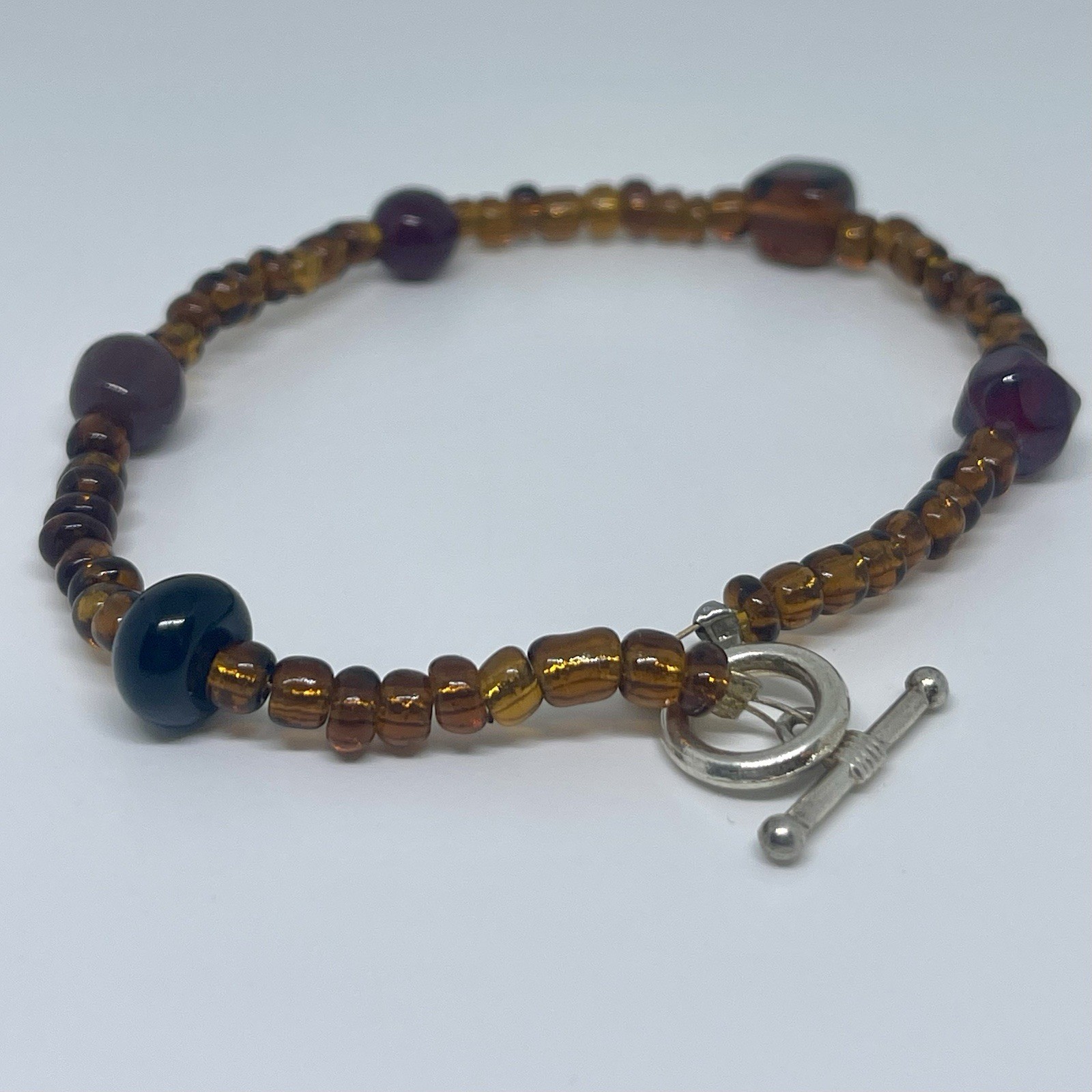 Vintage Earthy Boho Amber Beaded Bracelet Silver Tone Toggle Clasp Size 8”