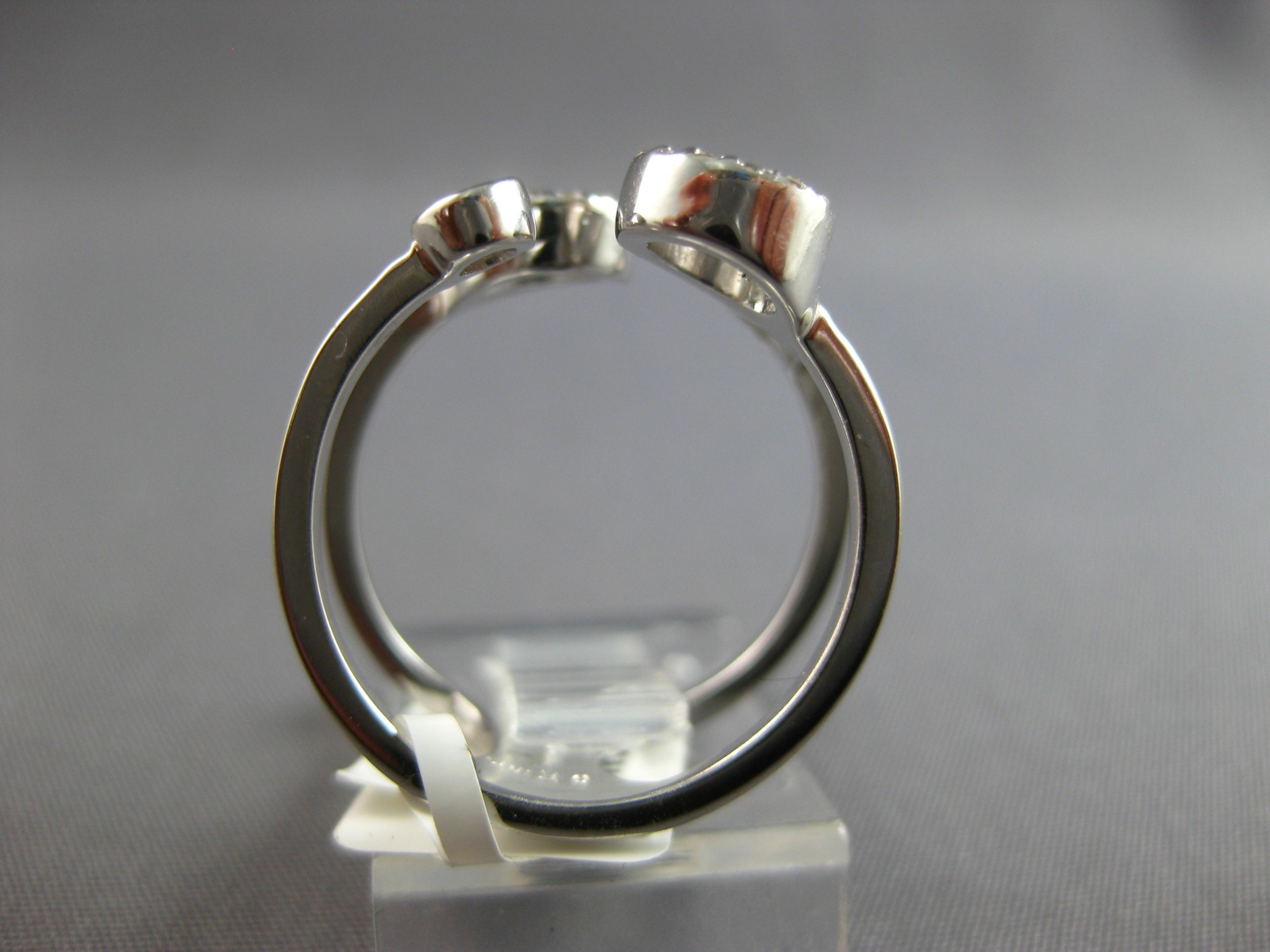 ESTATE WIDE .20CT DIAMOND 18K WHITE GOLD CLASSIC CIRCLE OF LIFE TENSION FUN RING