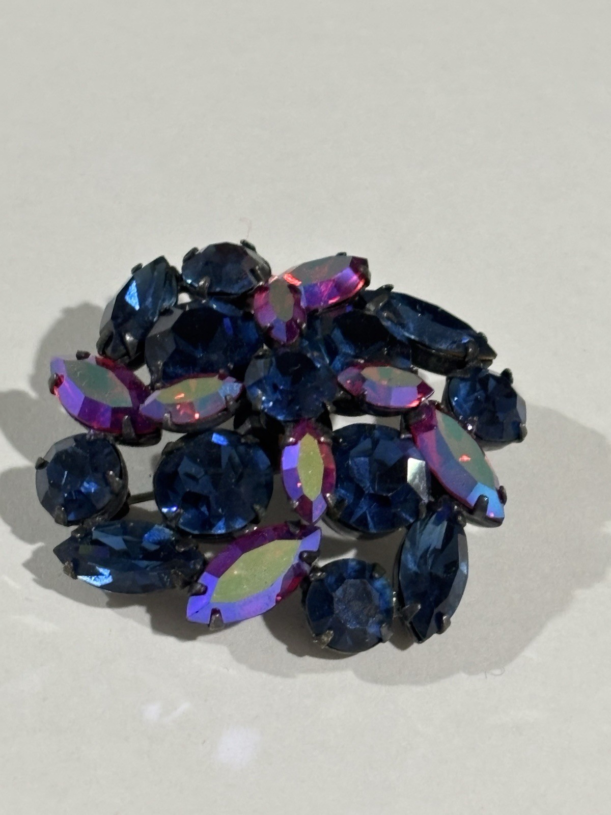 VTG Signed Regency Purple And Blue Iridescent Rhinestones Square Pinwheel Brooch