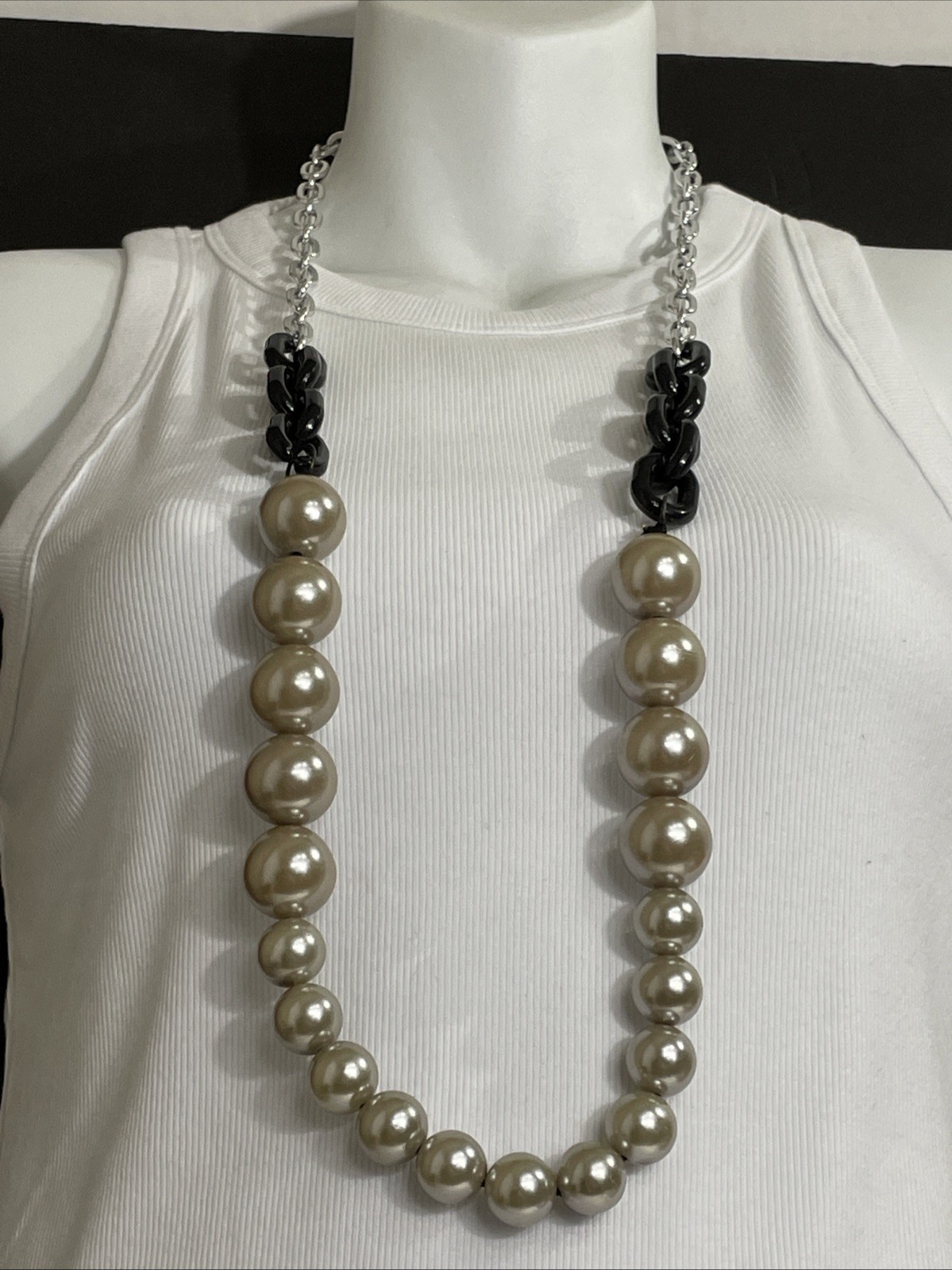 CHUNKY FAUX PEARL Silver Gray Bead Black Chain Link And Silver Chain NEW