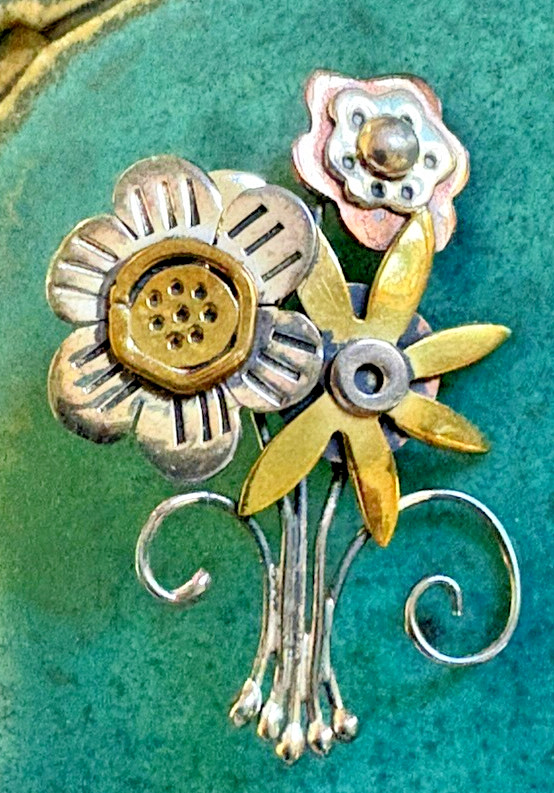 VTG Sterling Silver Brass Copper Flower Bouquet FAR FETCHED Adorable Brooch Pin
