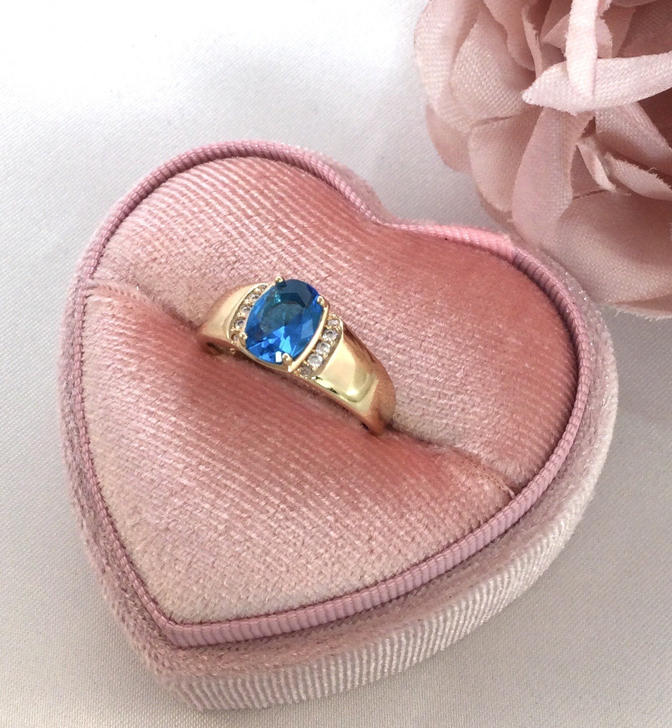 Vintage Jewellery Gold Ring Blue Topaz White Sapphires Antique Deco Jewelry