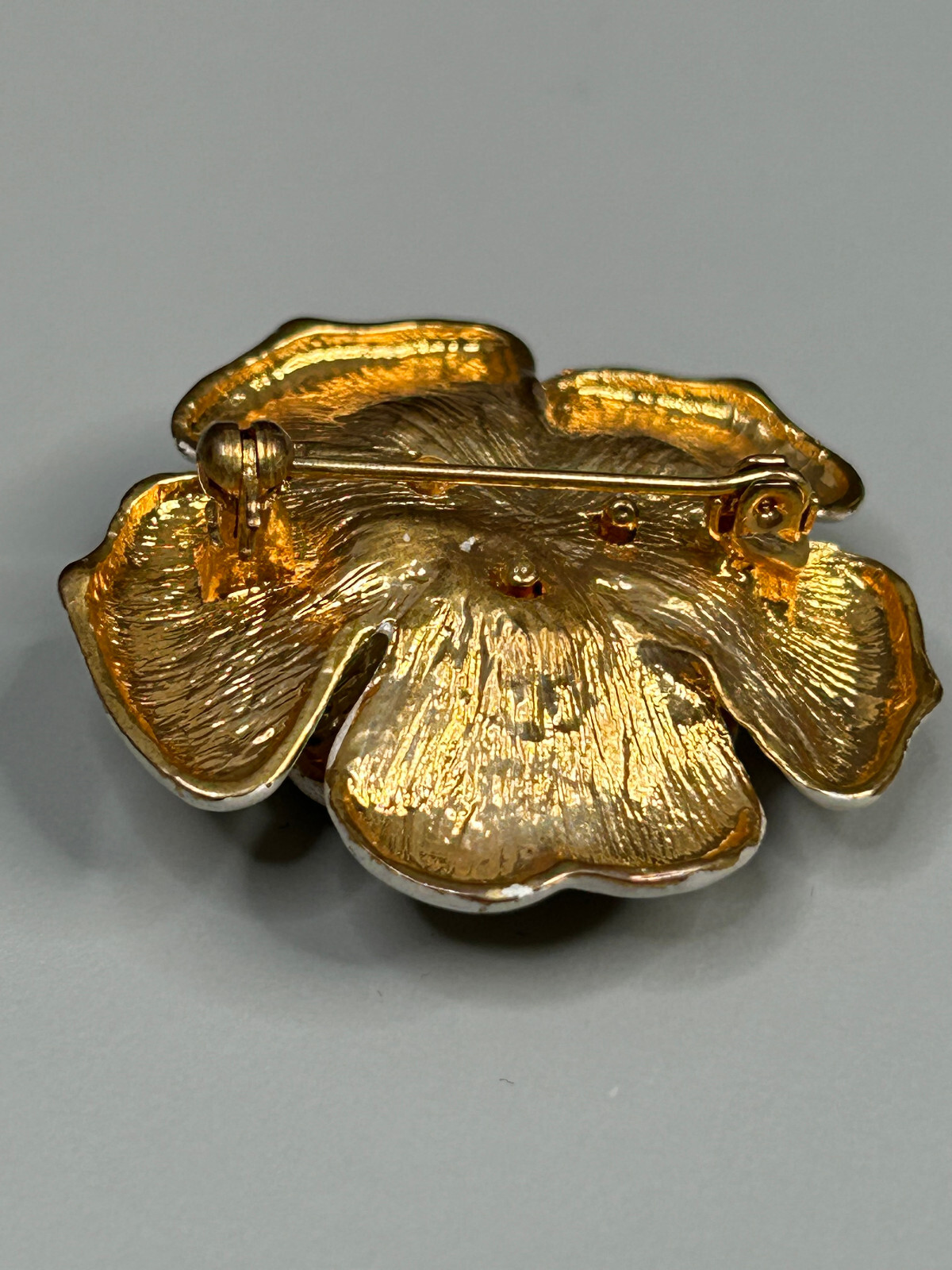 Vintage Gold Tone Enamel Champagne White Rose Brooch Pin 1.5″ x 1.5″