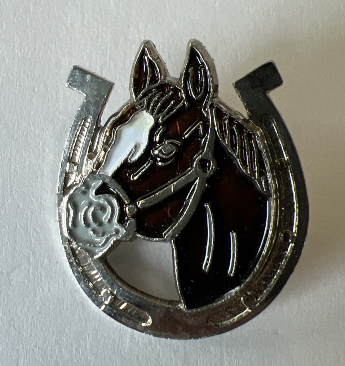 Brown Horse Head Horseshoe Pin Enamel Silver Tone Equestrian Vintage S