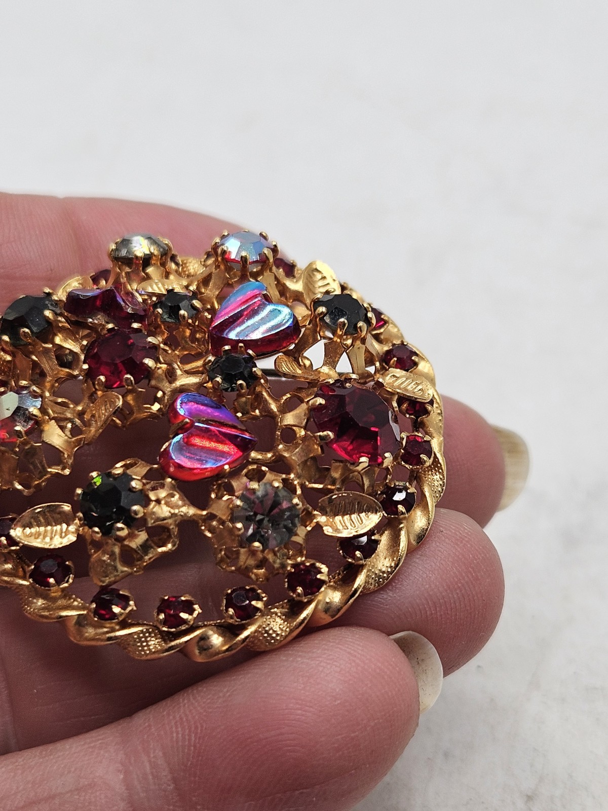 Vintage Austrian Crystal And Rhinestone Goldtone Brooch.