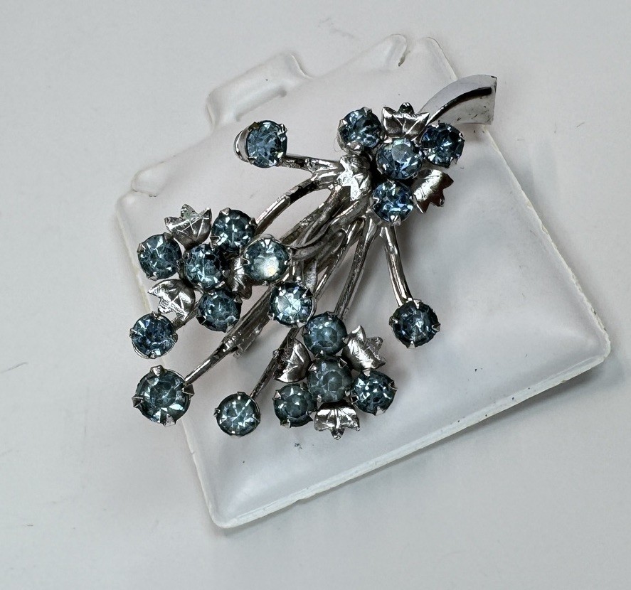 VTG Schurin Rhinestone Bouquet Brooch Pin Silver Tone Floral Spray Signed