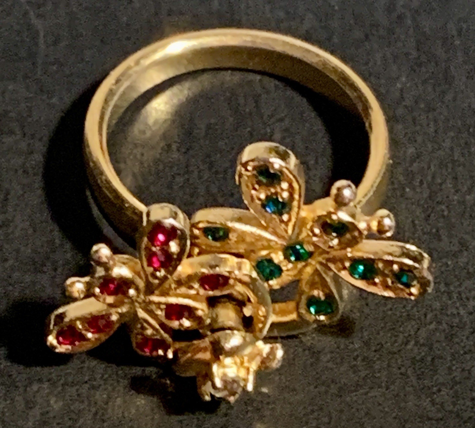 Gold Tone Spinning Butterfly Ring Rhinestone Red Green Gemstones Vintage
