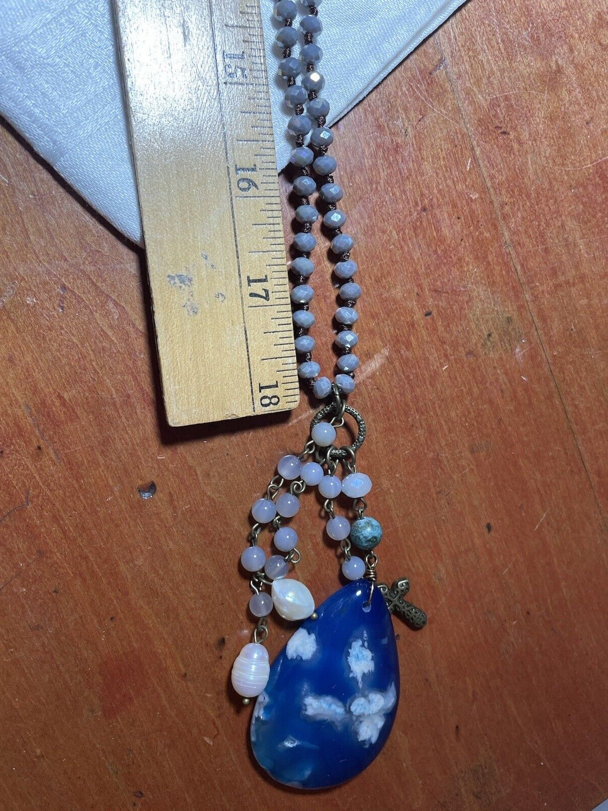 Faceted Violet Blue CHALCEDONY 35″ necklace with blue stone Pendant and pearls