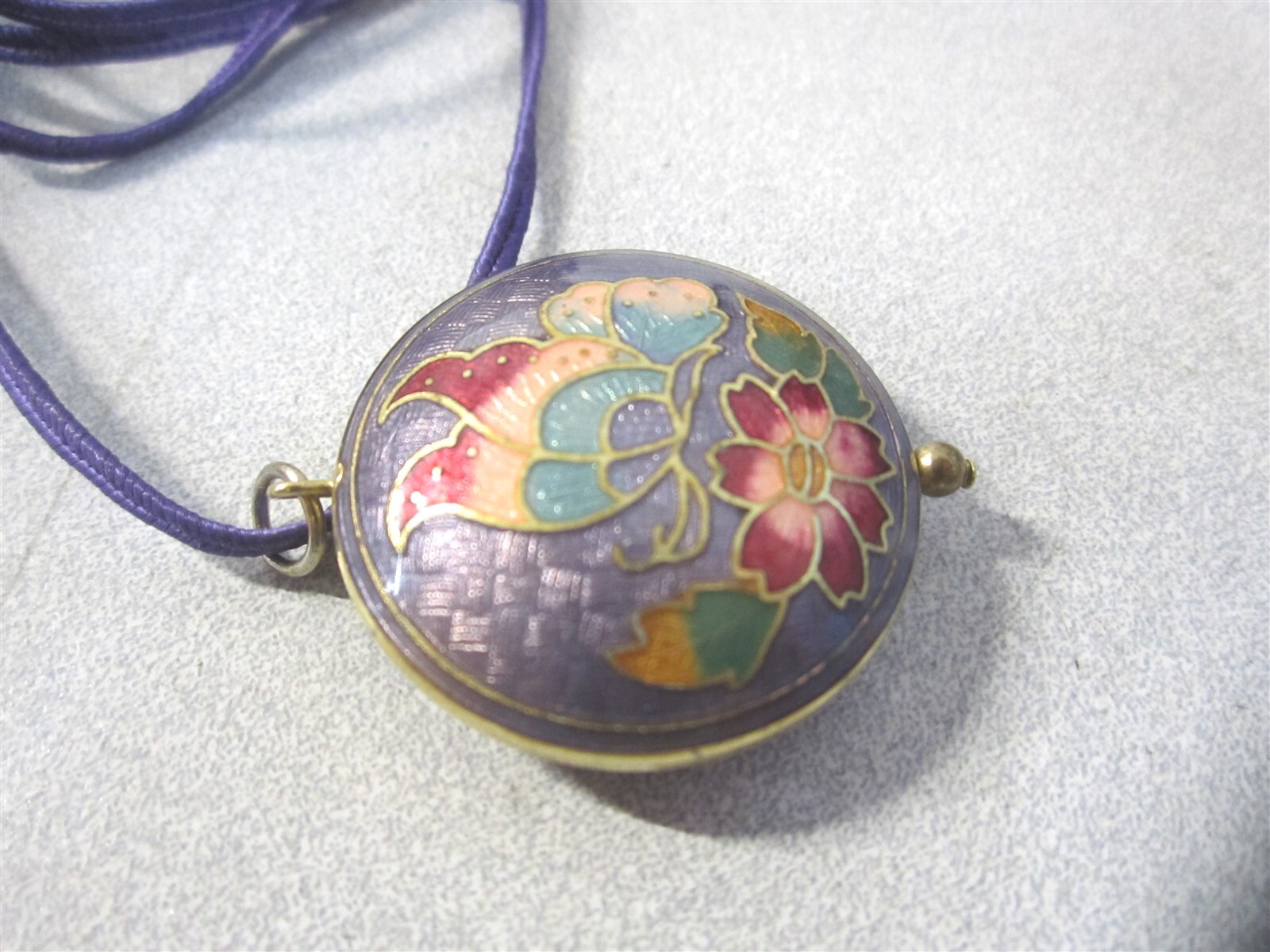 Vintage 1-1/2″ Cloisionne Pink/Red Butterfly w/ Purple Background Puffy Pendant