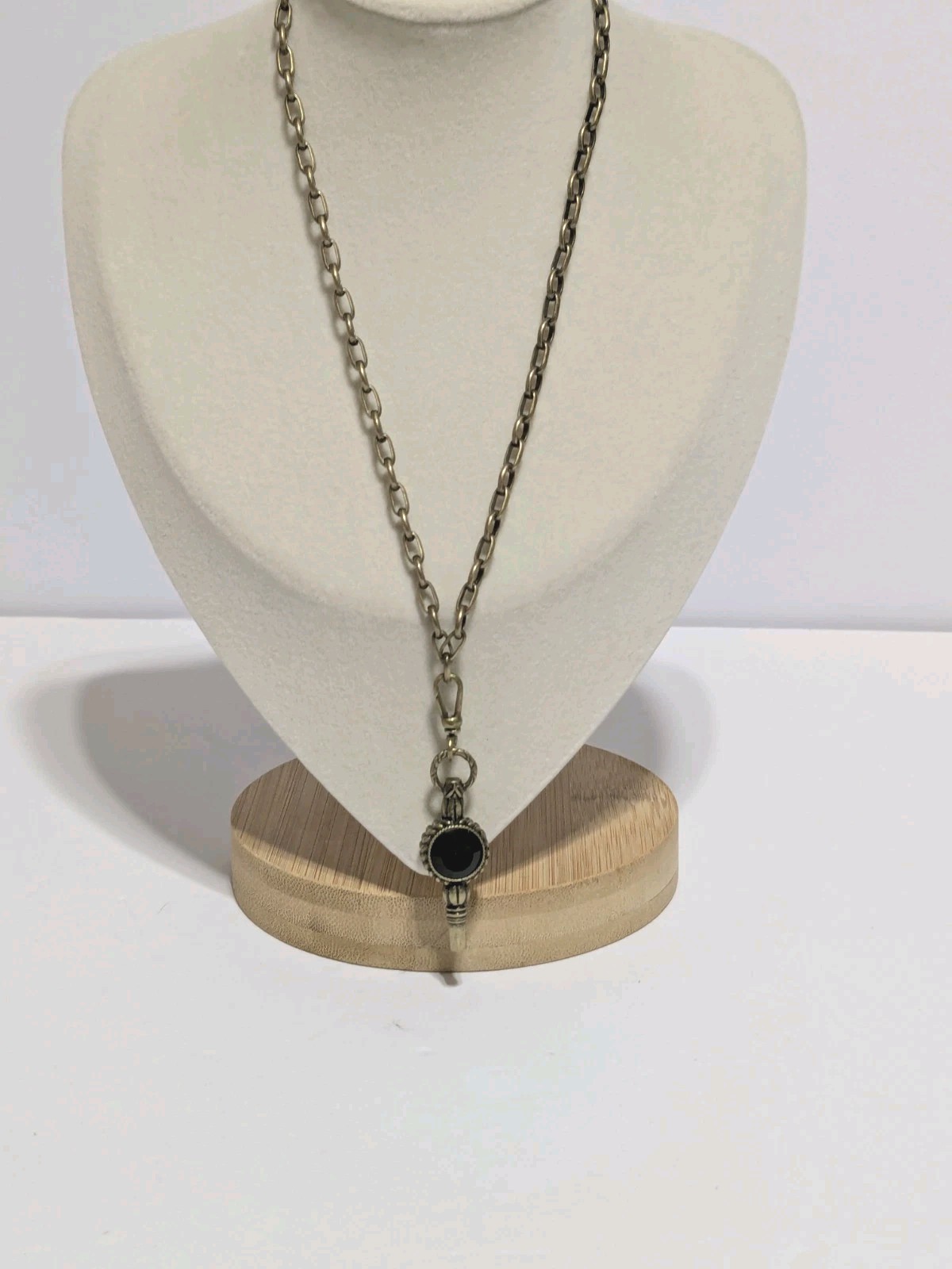 Gold Tone Antique Style Necklace -Reversible Etched Heart & Glass Pendant 16″