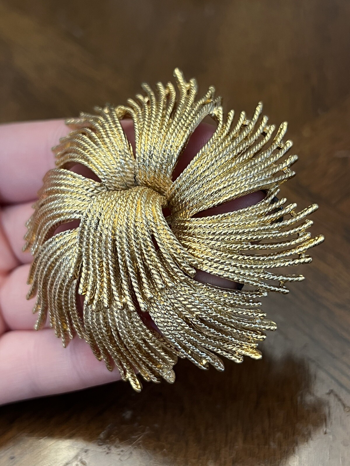 Vintage Monet Round Cluster Statement Brooch Textured Gold Tone Signed Nice!