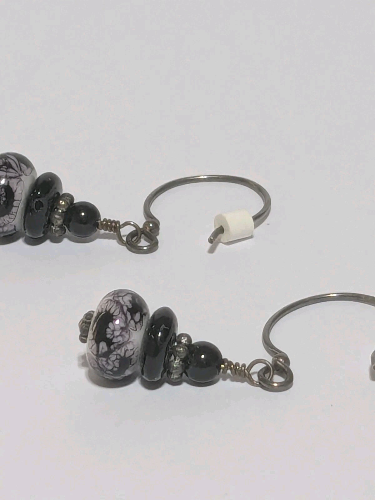Vintage Lamp Glass Bead Flower Design Hook Dangle Earrings 1″. Silver Tone.